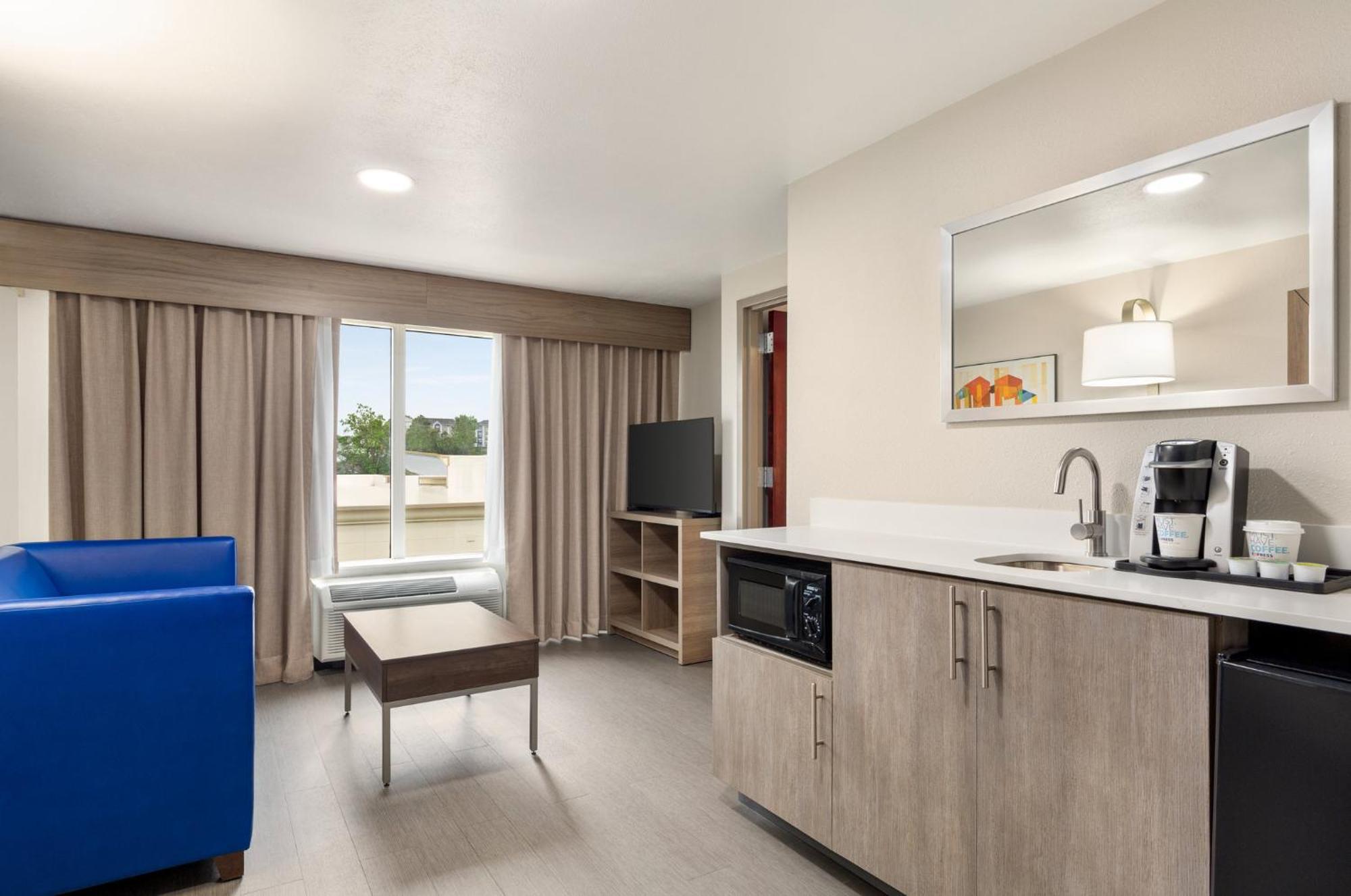 Holiday Inn Express & Suites - Tuscaloosa-University By Ihg Exteriör bild
