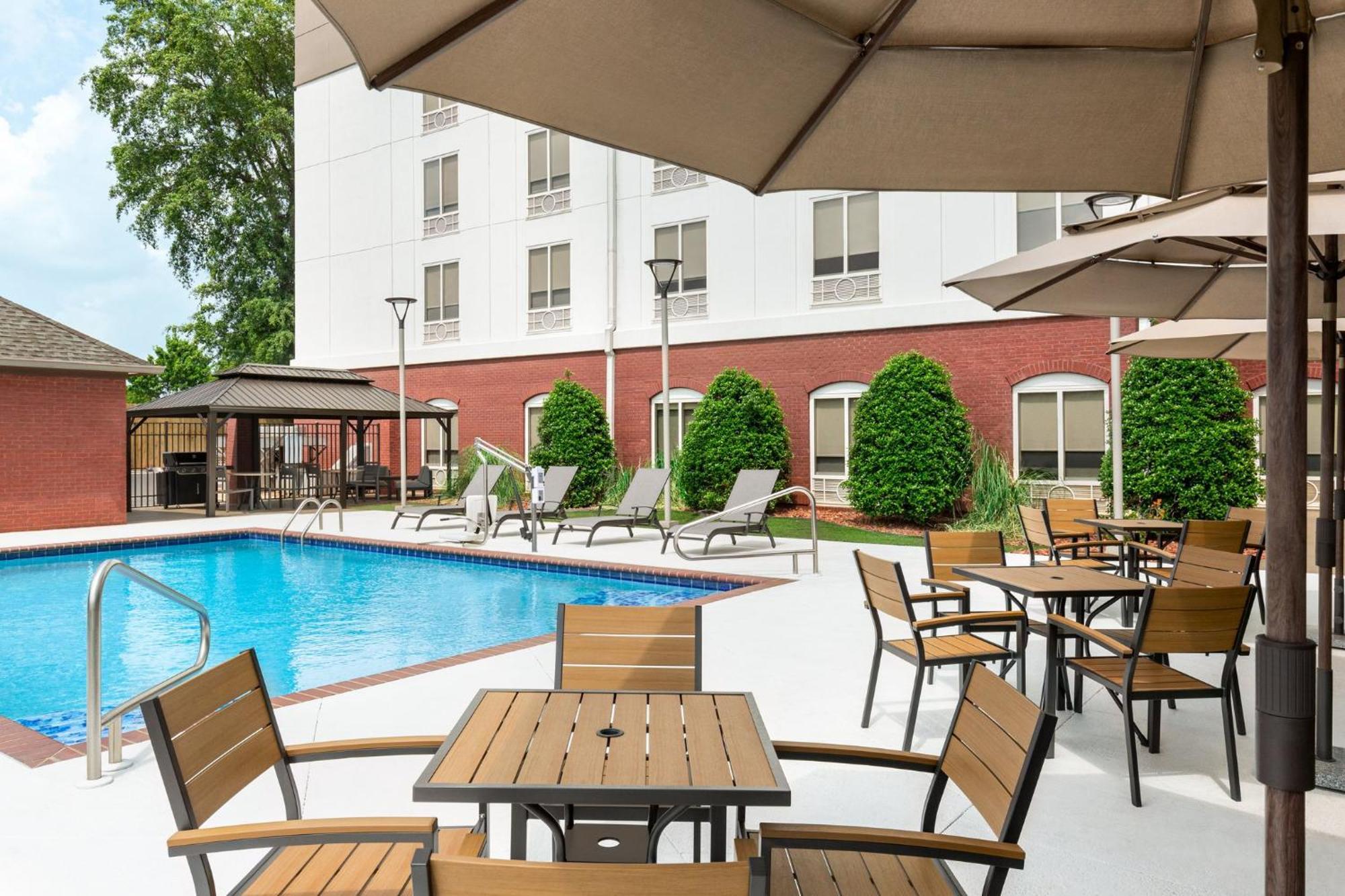 Holiday Inn Express & Suites - Tuscaloosa-University By Ihg Exteriör bild