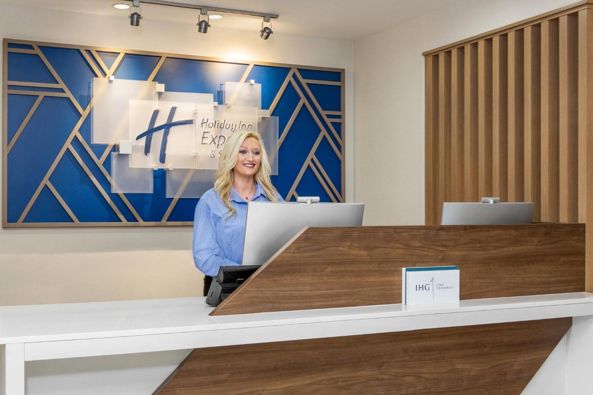 Holiday Inn Express & Suites - Tuscaloosa-University By Ihg Exteriör bild